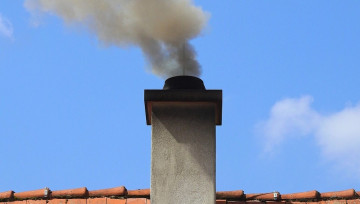 cheminée fumée maison